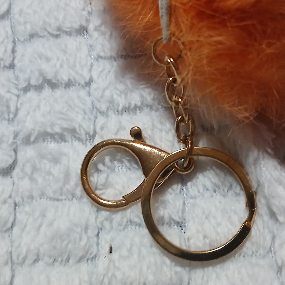 Keychain Fuzzy orange Fashion NIP - Picture 4 of 5